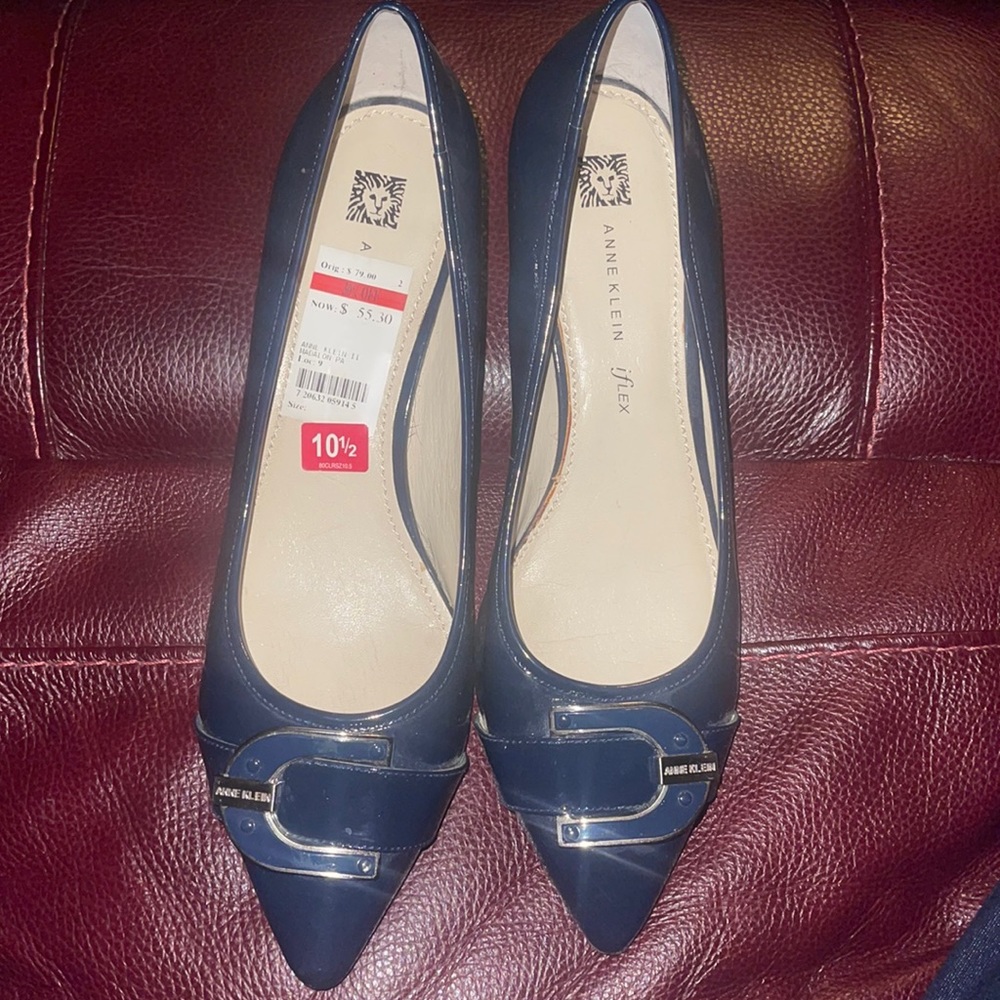 Anne Klein dress or casual kitten heel 10.5